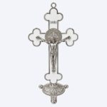 Crucifixo com Base 23 cm Prata com Branco